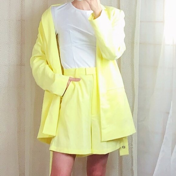 The Fifth Label Brighten High Waist Cargo Short in Lemon Yellow Size Small NWT - Picture 7 of 7